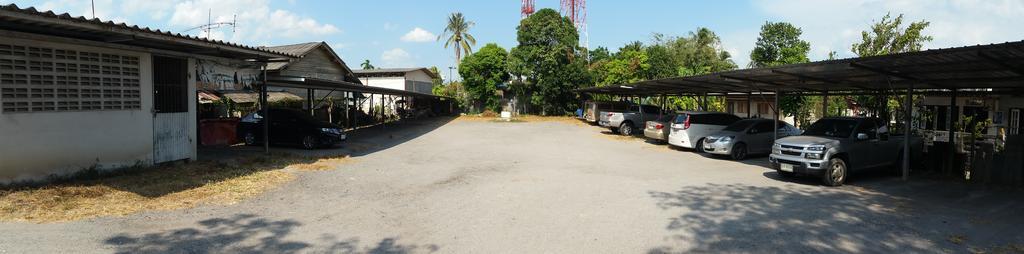 Charoen Apartment Hotel Trang Exterior photo