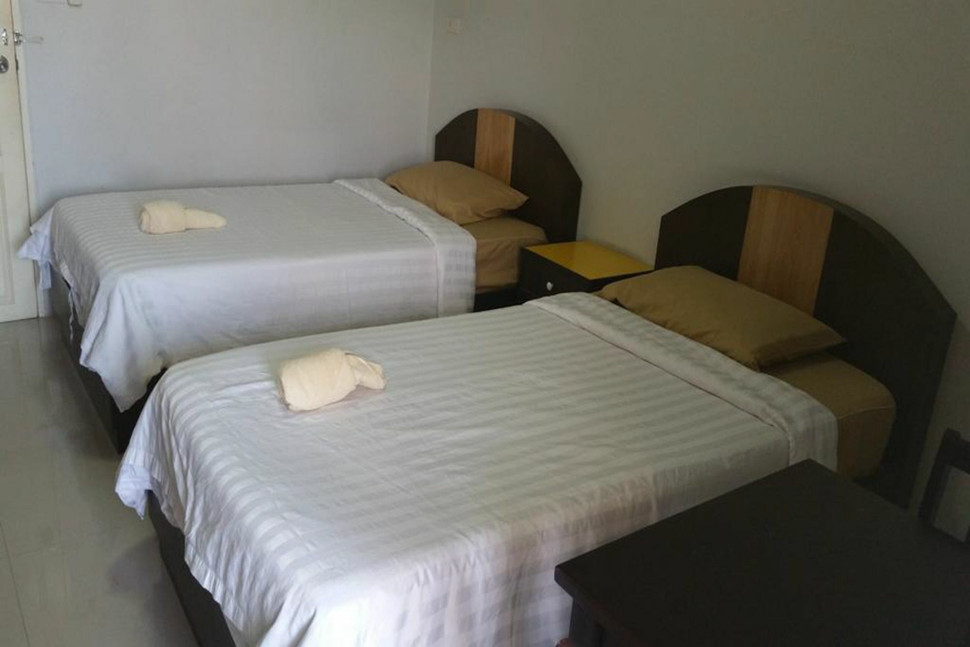 Charoen Apartment Hotel Trang Exterior photo